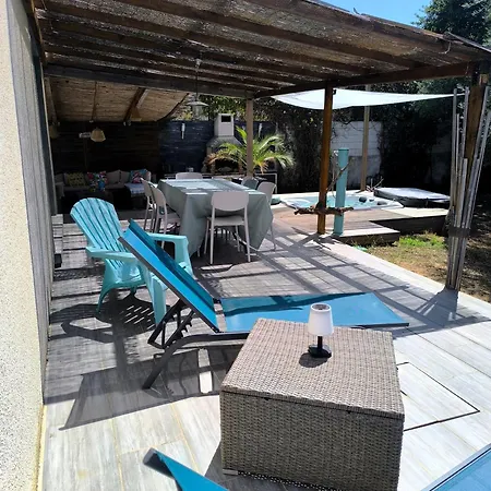 Ferienhaus Agreable Avec Jacuzzi Vinassan